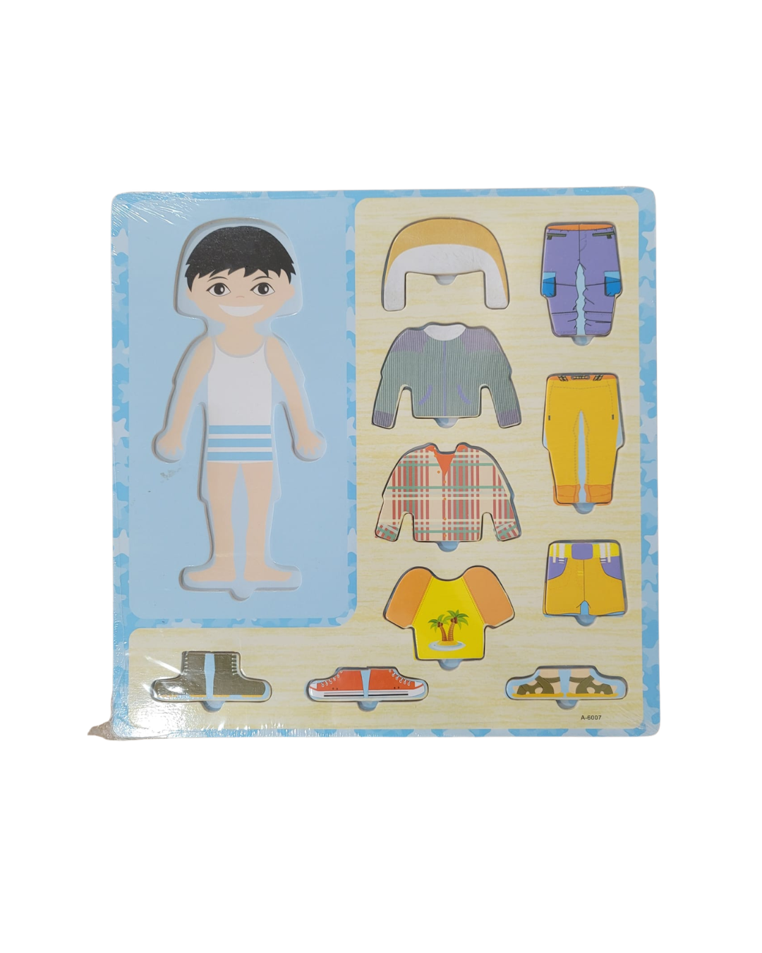 Encaixe de roupas menino